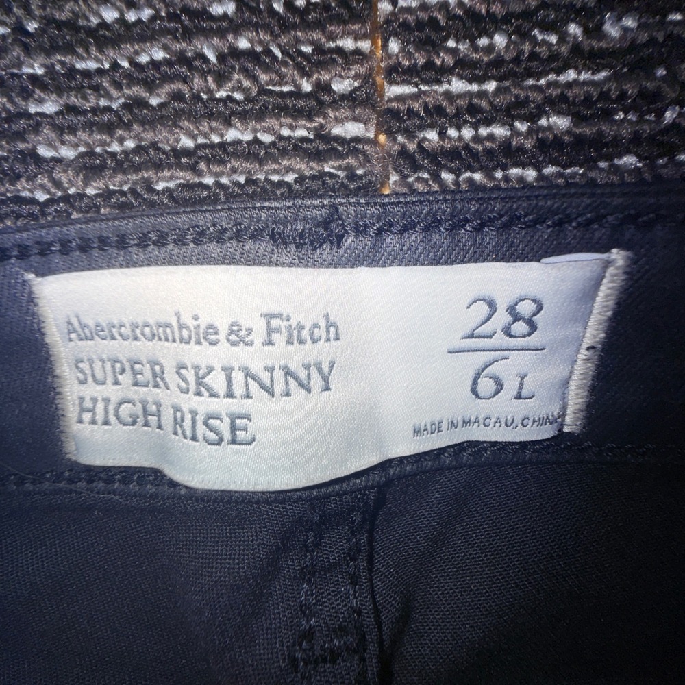 Abercrombie & Fitch SuperSkinny Jeans Women 28 6L Black Coated Excellent Hi Rise - Picture 3 of 6